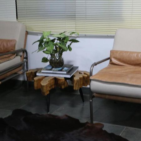 Excelente Quarto Com Cama De Casal King Em Casa Perto Do Aeroporto De Curitiba Sao Jose dos Pinhais Exterior photo